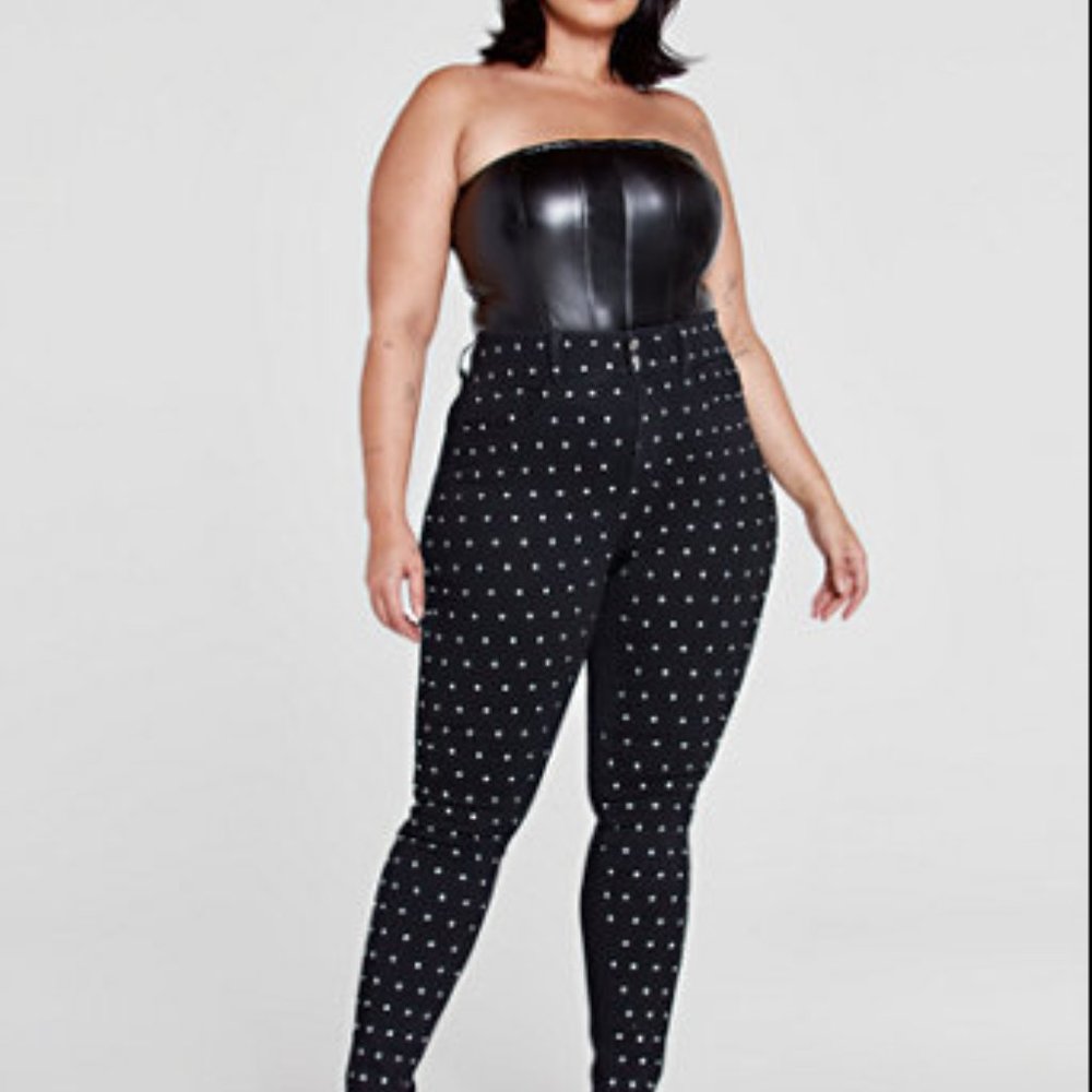 High Rise Rhinestone Jeans - Picture 10 of 10